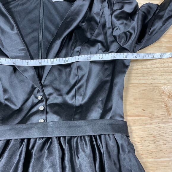 Mac Duggal NWOT Tuxedo Style A-Line Cocktail Blazer Dress Size 0 Black Plunge - Picture 6 of 8